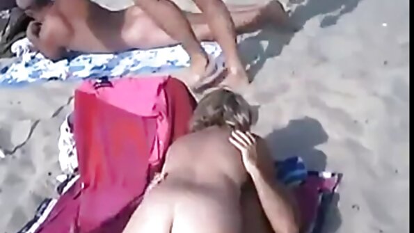 Webcam Blondine reibt ihre Brüste nackte reife deutsche frauen