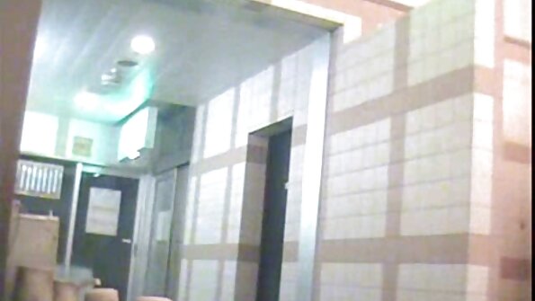 Junges Mädchen am Pool reife deutsche hausfrauen gefickt