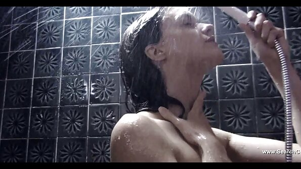 Veronica Rodriguez porn reif - Spiegelbild