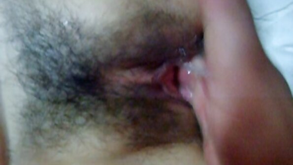 Cameron von CamWithHer sieht in diesem weiß-blauen sexy Outfit deutsche reife frau sex umwerfend aus