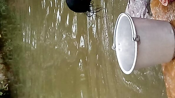 Taylor Lain nimmt dich als sexy Taxifahrerin mit porn reif auf eine wilde Fahrt